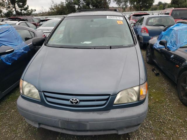 Photo 5 from auction – 2002 TOYOTA SIENNA CE with VIN 4T3ZF19C02U477907