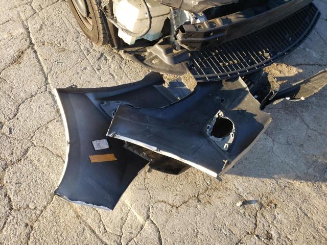 Photo 12 from auction – 2016 TOYOTA COROLLA L with VIN 2T1BURHE8GC680375