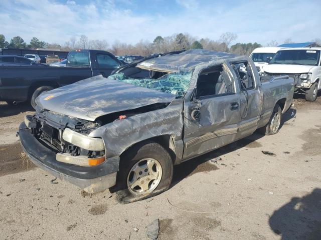 CHEVROLET SILVERADO 2000 with VIN 2GCEC19V3Y1395583 - Photo from auction