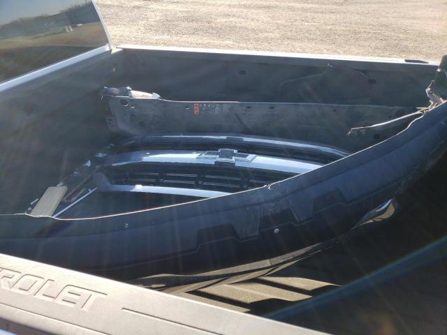 Photo 12 from auction – 2018 CHEVROLET SILVERADO with VIN 3GCUKREC9JG212623