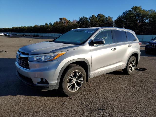 TOYOTA HIGHLANDER 2016 مع رقم تعريف المركبة 5TDJKRFH7GS229279 - صورة من المزاد