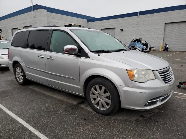 Photo 4 from auction – 2011 CHRYSLER TOWN & COU with VIN 2A4RR8DG5BR704491
