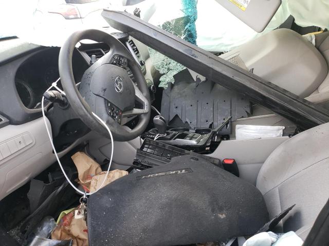 Photo 7 from auction – 2018 HYUNDAI TUCSON SE with VIN KM8J2CA4XJU745975
