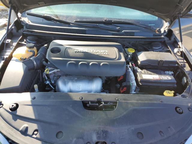 Photo 11 from auction – 2016 CHRYSLER 200 LIMITE with VIN 1C3CCCAB4GN144464