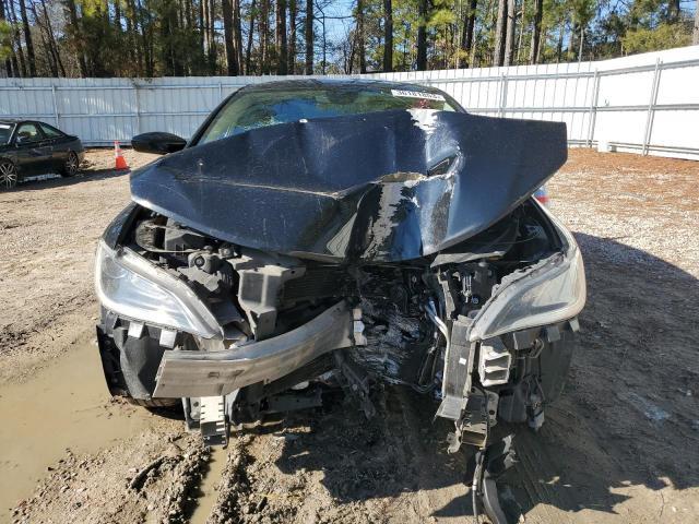 Photo 5 from auction – 2015 CHRYSLER 200 LIMITE with VIN 1C3CCCAB4FN719502