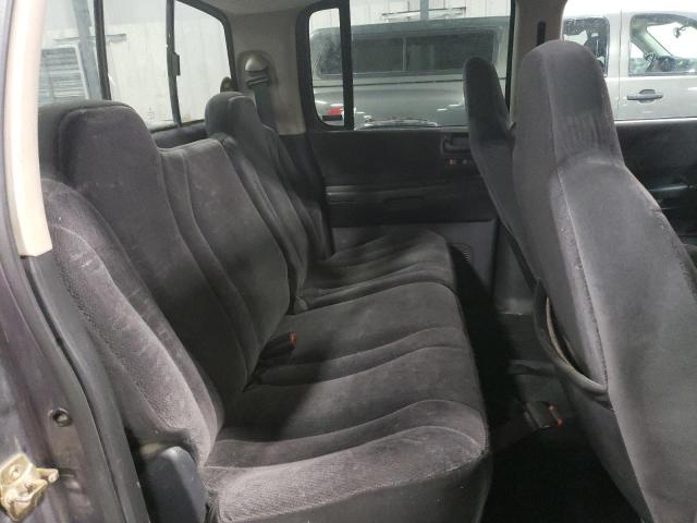 Photo 10 from auction – 2002 DODGE DAKOTA QUA with VIN 1B7HG48N32S670414