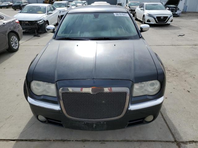 Photo 5 from auction – 2009 CHRYSLER 300C with VIN 2C3KA63T39H504439