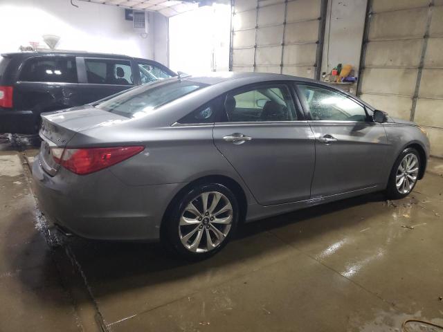 Photo 3 from auction – 2011 HYUNDAI SONATA SE with VIN 5NPEC4ABXBH188651