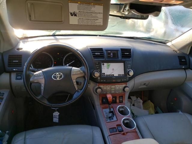 Фото 8 с аукциона – 2010 TOYOTA HIGHLANDER с VIN 5TDYK3EH7AS021830