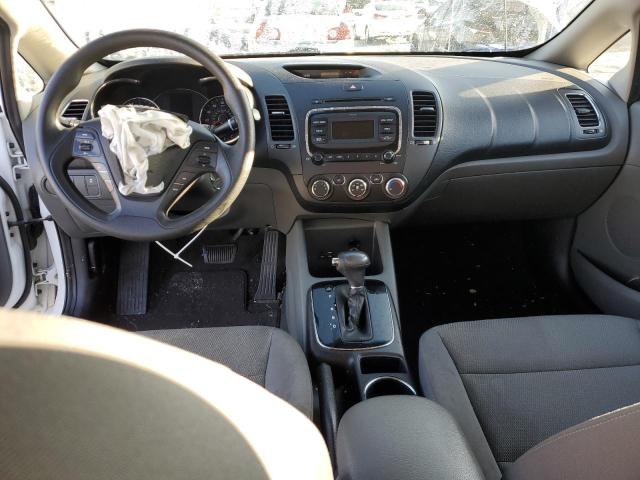 Photo 8 from auction – 2017 KIA FORTE LX with VIN 3KPFK4A73HE115976