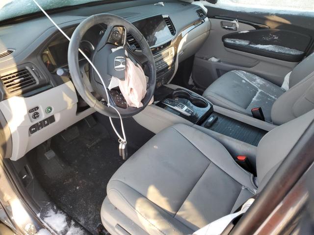 Photo 7 from auction – 2019 HONDA PILOT TOUR with VIN 5FNYF6H62KB093489