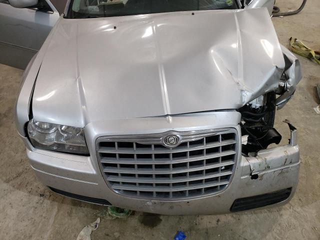 Photo 11 from auction – 2008 CHRYSLER 300 LX with VIN 2C3LA43R98H209373
