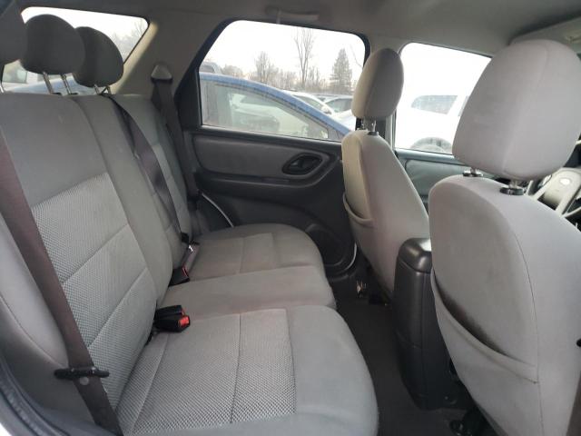 Photo 11 from auction – 2005 FORD ESCAPE XLT with VIN 1FMYU93185KB40983