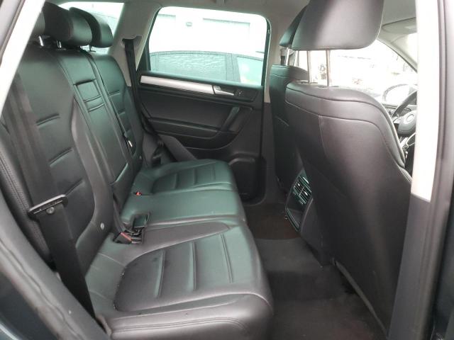 Photo 11 from auction – 2012 VOLKSWAGEN TOUAREG V6 with VIN WVGFF9BP4CD000681
