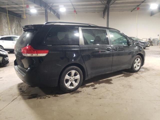 Photo 3 from auction – 2012 TOYOTA SIENNA LE with VIN 5TDKK3DCXCS220417