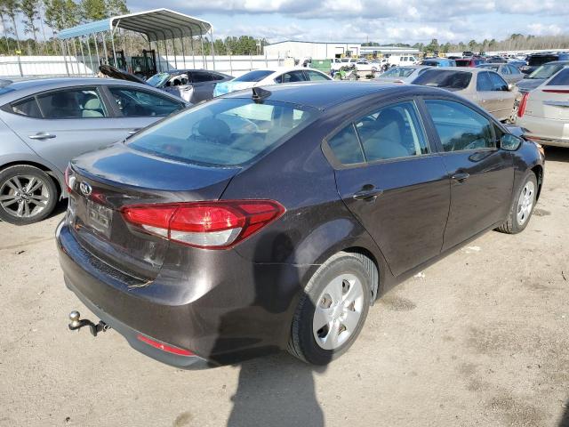 Photo 3 from auction – 2017 KIA FORTE LX with VIN 3KPFK4A78HE017090
