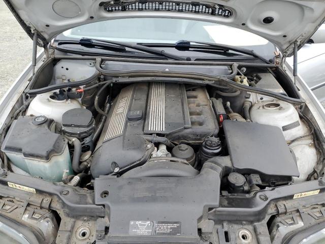 Photo 11 from auction – 2002 BMW 325 I with VIN WBAEV33412KL77075