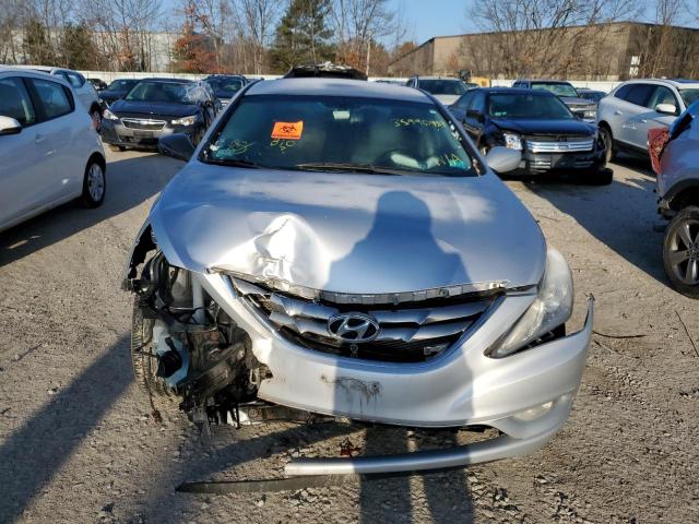 Photo 5 from auction – 2013 HYUNDAI SONATA SE with VIN 5NPEC4AC8DH689159