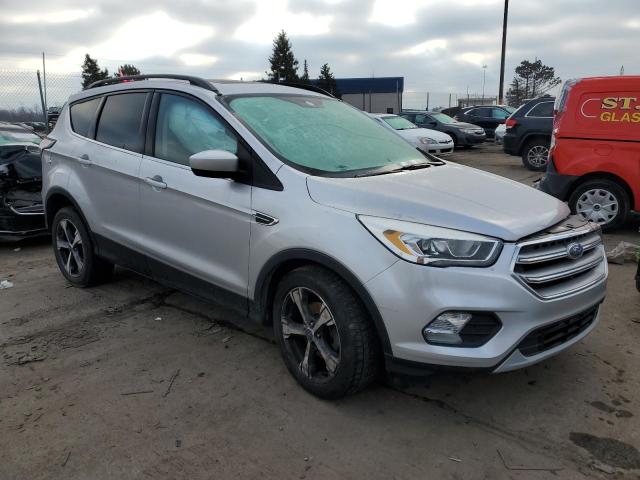 Photo 4 from auction – 2017 FORD ESCAPE SE with VIN 1FMCU0GD6HUB23232