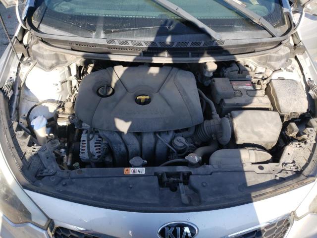 Photo 11 from auction – 2015 KIA FORTE LX with VIN KNAFX4A62F5400330
