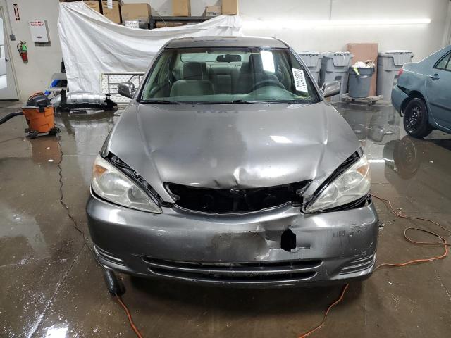 Photo 5 from auction – 2003 TOYOTA CAMRY LE with VIN 4T1BE32K53U716881