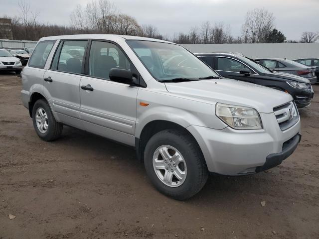 Photo 4 from auction – 2006 HONDA PILOT LX with VIN 5FNYF18146B018838