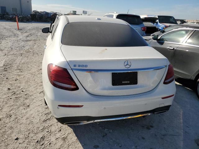 Photo 6 from auction – 2017 MERCEDES-BENZ E 300 with VIN WDDZF4JB9HA163190