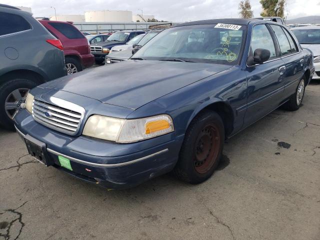 FORD CROWN VICT 1998 with VIN 2FAFP73W3WX101922 - Photo from auction