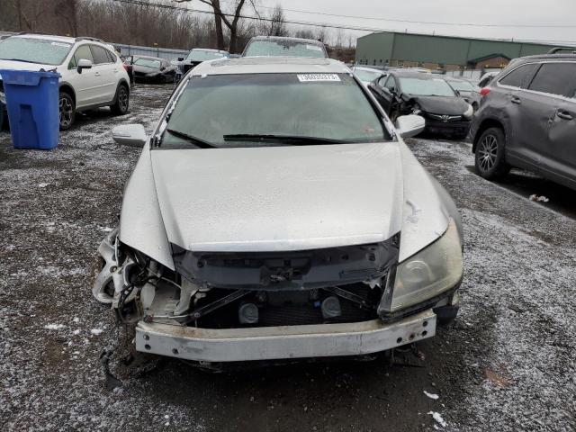 Photo 5 from auction – 2005 ACURA RL with VIN JH4KB16585C016835