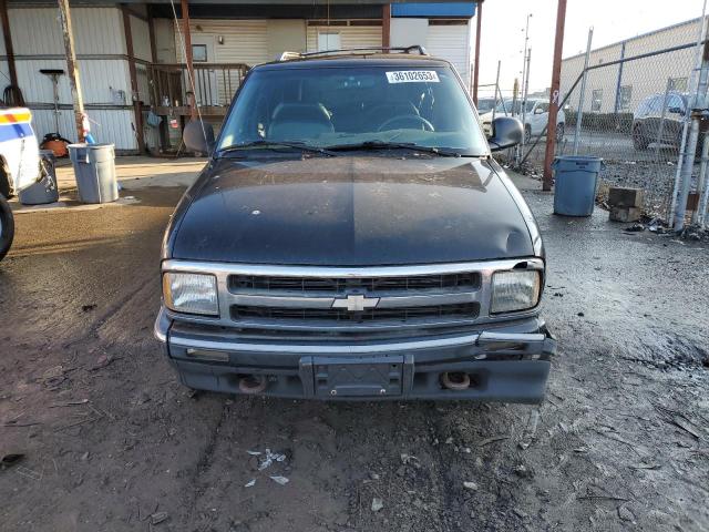 Photo 5 from auction – 1995 CHEVROLET BLAZER with VIN 1GNDT13W8S2108847