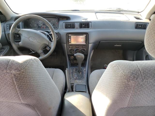 Photo 8 from auction – 2001 TOYOTA CAMRY CE with VIN 4T1BG22K41U839573