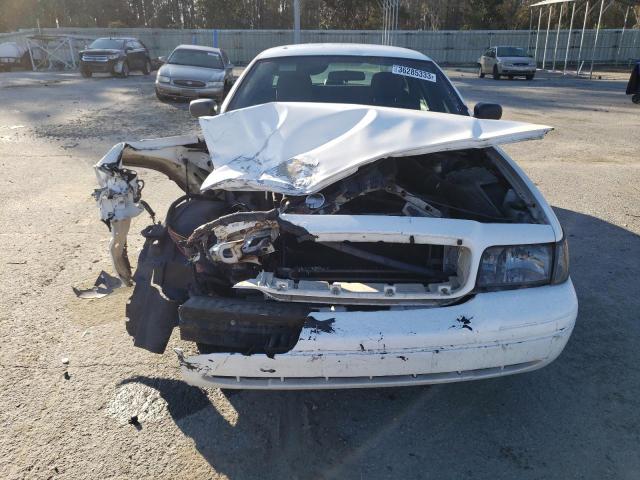Photo 5 from auction – 2011 FORD CROWN VICT with VIN 2FABP7BV3BX101047