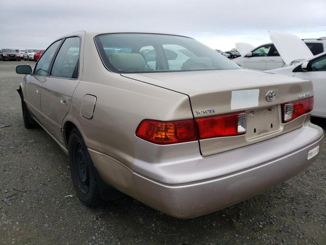 Photo 2 from auction – 2000 TOYOTA CAMRY CE with VIN JT2BG22K2Y0400984