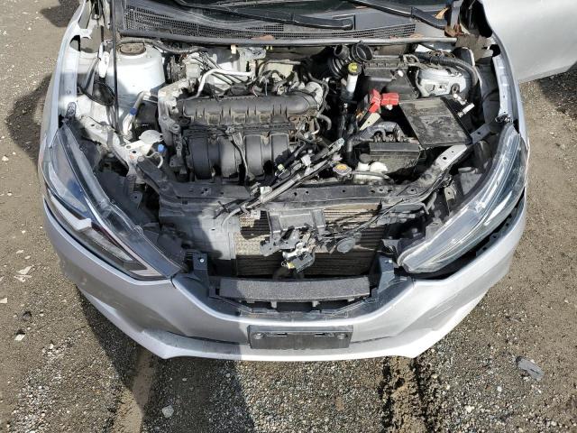 Photo 11 from auction – 2016 NISSAN SENTRA S with VIN 3N1AB7AP2GL640732