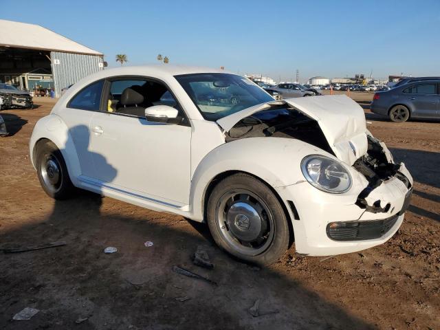 Photo 4 from auction – 2012 VOLKSWAGEN BEETLE with VIN 3VWJP7AT4CM628241