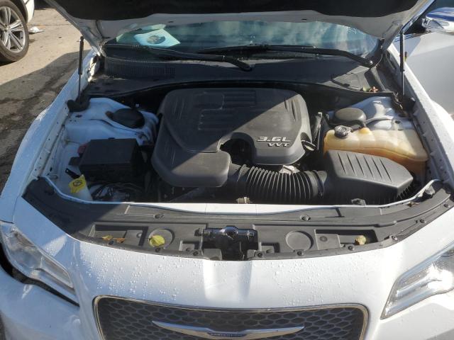 Photo 11 from auction – 2020 CHRYSLER 300 LIMITE with VIN 2C3CCAEG8LH131486