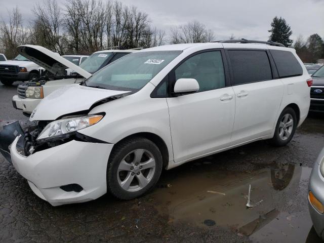 TOYOTA SIENNA LE 2017 with VIN 5TDKZ3DC4HS769565 - Photo from auction