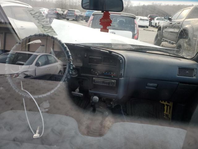 Photo 8 from auction – 1995 TOYOTA PICKUP 1/2 with VIN 4TARN01P3SZ322985