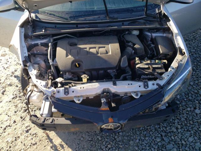 Photo 11 from auction – 2018 TOYOTA COROLLA L with VIN 5YFBURHE0JP853877