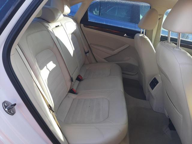 Photo 6 from auction – 2013 VOLKSWAGEN PASSAT SEL with VIN 1VWCH7A3XDC099807