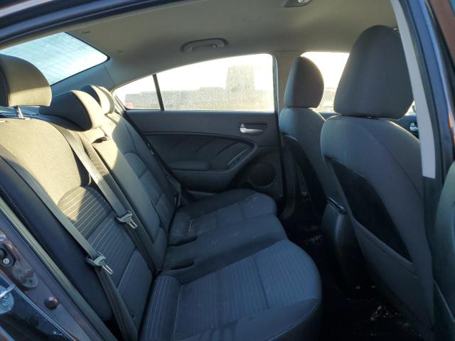 Photo 10 from auction – 2017 KIA FORTE LX with VIN 3KPFL4A71HE156183