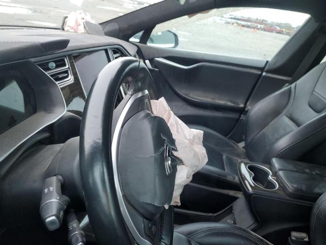 Photo 9 from auction – 2015 TESLA MODEL S with VIN 5YJSA1E26FF118845