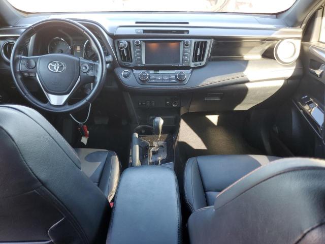 Photo 8 from auction – 2016 TOYOTA RAV4 SE with VIN JTMJFREV5GJ061778