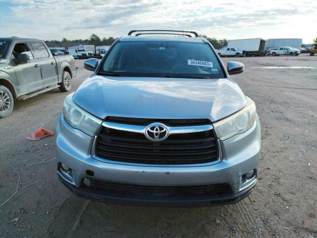 Photo 5 from auction – 2015 TOYOTA HIGHLANDER with VIN 5TDYKRFH8FS056109
