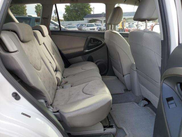 Photo 11 from auction – 2010 TOYOTA RAV4 with VIN JTMBF4DVXAD034705