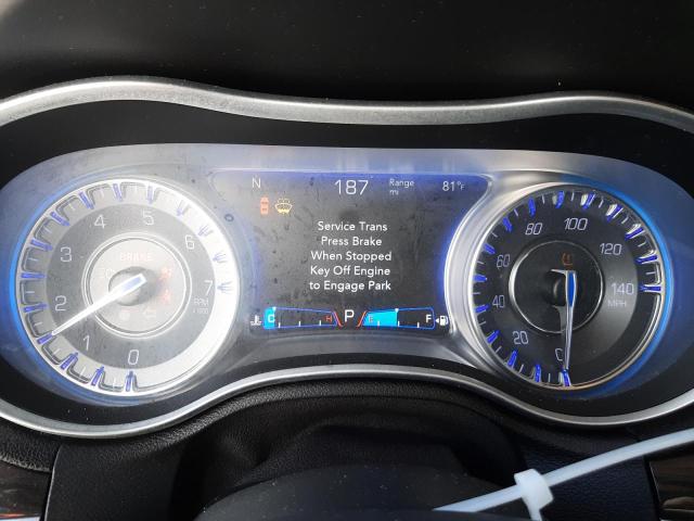 Photo 9 from auction – 2015 CHRYSLER 300 LIMITE with VIN 2C3CCAAG0FH837698