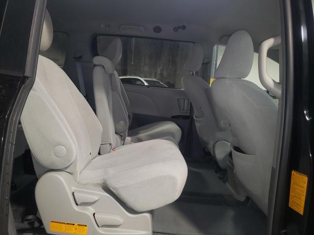 Photo 11 from auction – 2012 TOYOTA SIENNA LE with VIN 5TDKK3DCXCS220417