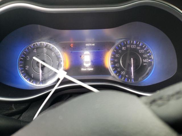 Photo 9 from auction – 2015 CHRYSLER 200 C with VIN 1C3CCCCB4FN534234