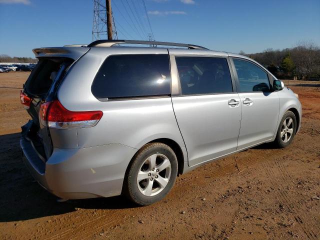 Photo 3 from auction – 2014 TOYOTA SIENNA LE with VIN 5TDKK3DC6ES482129