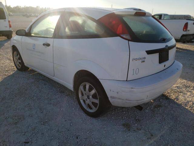 Photo 2 from auction – 2005 FORD FOCUS ZX3 with VIN 3FAFP31N45R119460
